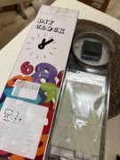 DIY Zegar ścienny samoprzylepny – zestaw do montażu, kolor srebrny