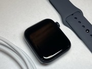 NOWY Apple Watch SE (3. generacja) 44mm – Granatowy, GPS + Oryginalny kabel