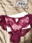 Victoria Secret , buraczkowe koronkowe majtki 