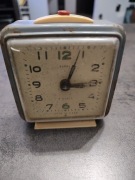 Stary budzik QURAL 4 RUBIS. Made in USSR