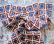 Ręcznie wykonana na szydełku w kwadraty narzuta, granny squares