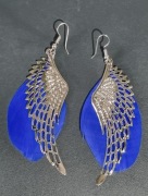 Kolczyki skrzydła z  piórami niebieskie 