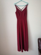 Dluga sukienka rozmiar 34 