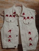 (36/38) (S)M) Biała, bogato zdobiona kamizelka dżinsowa z Londynu 