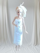 Ręcznie szyta sukienka dla lalki Barbie 