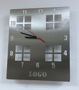 Zegar ścienny - okna