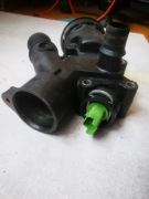 Peugeot 508 citroen ds5 2.0hdi obudowa termostatu