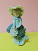 LLADRÓ #5222 FIGURA DZIEWCZYNY Z KOSZEM KWIATÓW