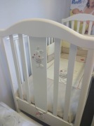 Łóżeczko Fertti z materacem oraz karuzelą 65x125