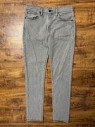 Szare spodnie jeansowe jeansy stretch slim fit Levis rozmiar W30 L34 S