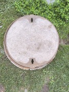 Właz studzienki kanalizacyjnej 