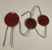 6,8nF 250V L-5 KC CERAD kondensator cer zabytek PRL 