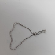 Srebrna bransoletka tenisowa Pandora (stan jak widać)