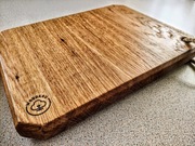 Dębowa deska do krojenia i serwowania 