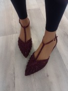 (43) Bordowe, bogato zdobione baleriny wieczorowe z zapięciem, NOWE 