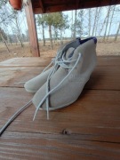 Buty Adidas na koturnie