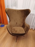 Nowy fotel Egg Jajo Brave w kolorze czekolada. 