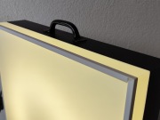 Lightbox 50x50 TRILUX podświetlana lampa ciemniowa