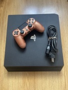 PlayStation 4 Pro + pad DualShock 4 + kabel zasilania | FW 13.50