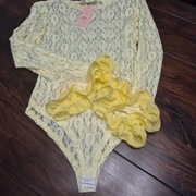 Body koronkowe z rękawem dzwonek  falbanka