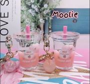 Brelok, zawieszka do kluczy lub plecaka