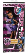 MONSTER HIGH ROBECCA STEAM udaje tańczącego robota jak nikt inny