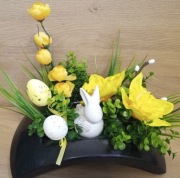 Stroik wielkanocny nagrobny 25 cm utwardzony królik ceramiczny