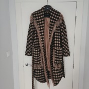 MaxMara 65%aplka 35%wełna 