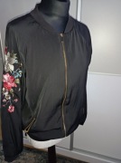 bomberka ,bluza S/36 KappAhl czarny ,hafty,zamki