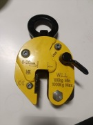 Uchwyt do transportu blach