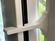 Zestaw 2 Stoperów/Ograniczników do Okien - Ochrona Przed Przeciągami