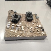 Niedokończona Diorama linii maginota z dwoma modelami 1:72