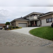 Układanie kostki brukowej