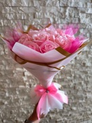 Bukiecik z różami mydlanymi prezent upominek 