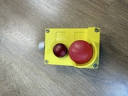 Kaseta z przyciskiem awaryjnym 22mm siemens 3SU1802-0AA0-0AB2