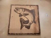 Obrazek "Pstrąg" Ręcznie wypalany w drewnie. 