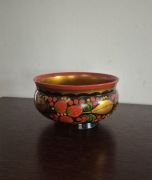 chochłoma rosyjska miska miseczka drewniana malowana truskawki 