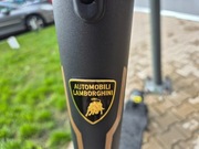 Hulajnoga Lamborghini stan super 40km/h, na baterii ponad 40km