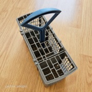 Pojemnik na sztućce do zmywarki Bosch SPS 53N02EU