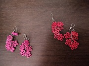 2 pary drewnianych wiszących kolczyków 