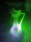 Antyczny Wiktoriański Wazon Ze Szkła Wazelinowego i Uranu.