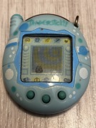 Kultowe Tamagotchi Connection V3 Bandai 2004 Niebieskie w Planety (Retro)