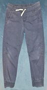 Spodnie granatowe joggery chłopięce r. 134 8-9 lat H&M