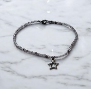 Bransoletka z naturalnego kamienia różowy opal z zawieszką gwiazdki