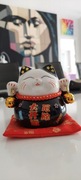 Maneki neko kot szczęścia cudowna skarbonka 9.5cm wysoka 10cm szeroka