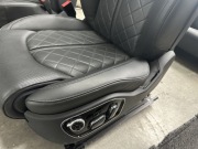 Komplet foteli Audi A8 L 4H , 30 tys km , monitory
