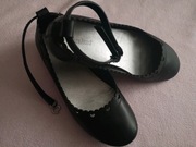 Lakierki / balerinki zapinane na kostce