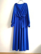 Długa rozkloszowana sukienka długi rękaw 