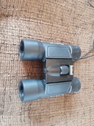 mała lornetka bushnell 10x25.