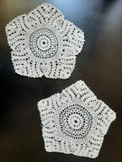 Misternie wykonane 2 serwety (zestaw) 20cm szydełko z czasów PRL-u.